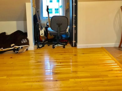 11 Spring Ave unit 2, Wakefield, MA 01880 - photo 3