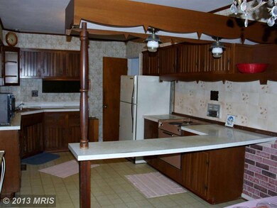 5806 Mentana St, New Carrollton, MD 20784 - photo 6