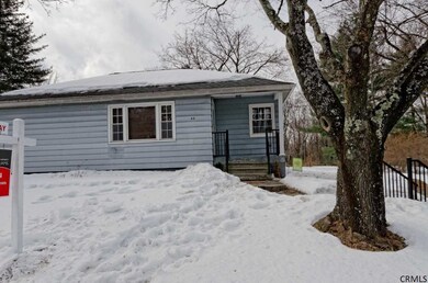 22 Reynolds Rd, Troy, NY 12180 - photo 2