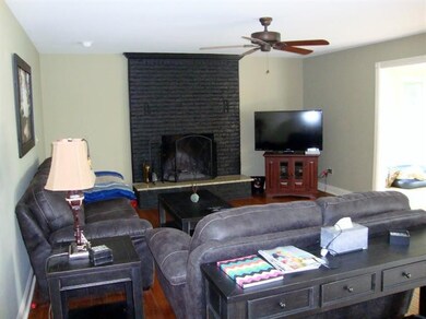 257 Beams Dr, Harrodsburg, KY 40330 - photo 5