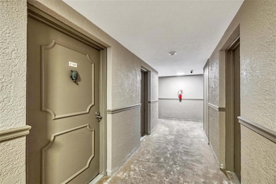 Lido Harbour South Inc unit 104FAI, Sarasota, FL 34236 - photo 2