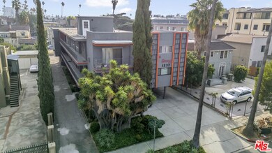 unlisted-address, Los Angeles, CA 90019 - photo 4