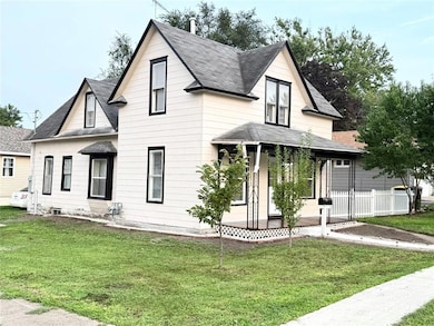 131 N Park St, Osceola, IA 50213 - photo 2