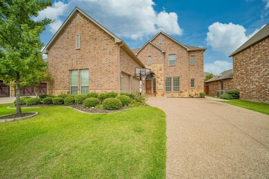 This golf-cart friendly community is near the Hwy 114 corridor through Trophy Club, Westlake and Southlake, providing an easy commute to work!