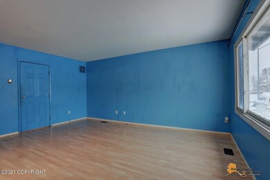 Open Main Living