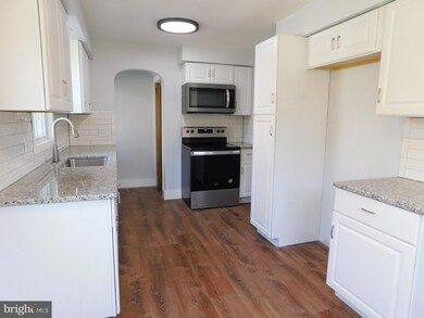 1221 E Schuylkill Rd, Pottstown, PA 19465 - photo 7