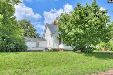 216 Circle St, Edgefield, SC 29824 - photo 4