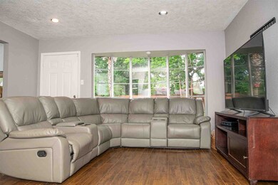 16719 Townes Rd, Friendswood, TX 77546 - photo 5