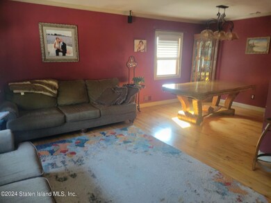 471 Rathbun Ave, Staten Island, NY 10312 - photo 3