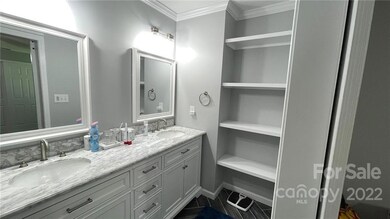 953 Faye St, Statesville, NC 28677 - photo 5