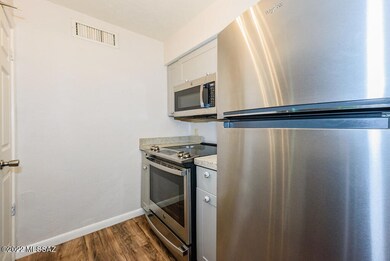 Kitchen 2, Unit 110