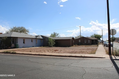 523 W Aspinwall St, Winslow, AZ 86047 - photo 3