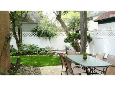 500 Elmgrove Ave, Providence, RI 02906 - photo 4