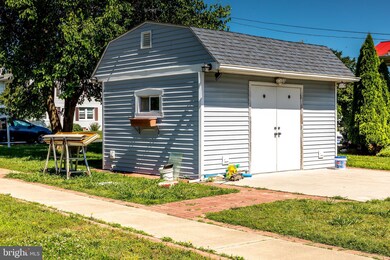 472 Shore Dr, Colonial Beach, VA 22443 - photo 3