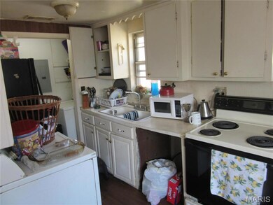 1601 Wallace St, Poplar Bluff, MO 63901 - photo 4