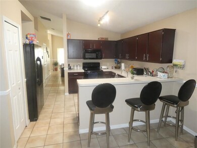 2318 Flamingo Lakes Dr, Kissimmee, FL 34743 - photo 7