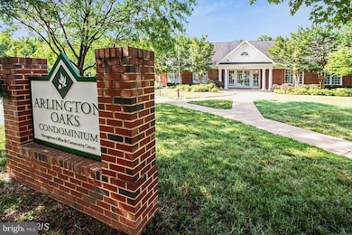 208 N Trenton St unit 1, Arlington, VA 22203 - photo 2