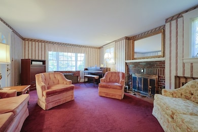 587 Common St, Walpole, MA 02081 - photo 7