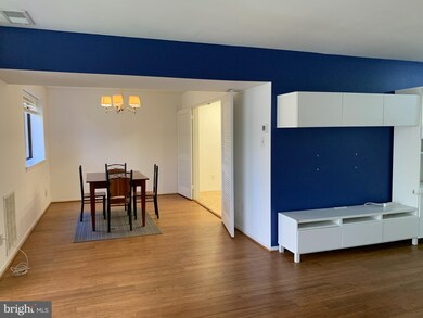 1658 Parkcrest Cir unit 301, Reston, VA 20190 - photo 3