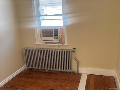 90-14 Silver Rd unit 1+2, Jamaica, NY 11417 - photo 6