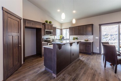 13520 N Mayfair Ln, Spokane, WA 99208 - photo 3