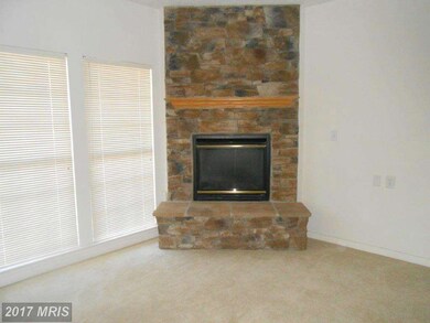 5477 Glenthorne Ct, Rosedale, MD 21237 - photo 6