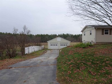 427 Buck St, Pembroke, NH 03275 - photo 4