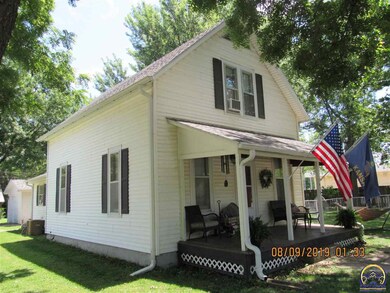 410 Maple St, Overbrook, KS 66524 - photo 3