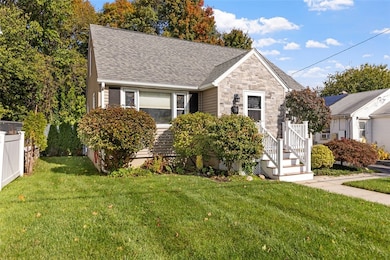 18 Lyman Ave, Johnston, RI 02919 - photo 2