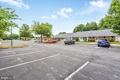 9274 Cherry Ln unit 79, Laurel, MD 20708 - photo 5