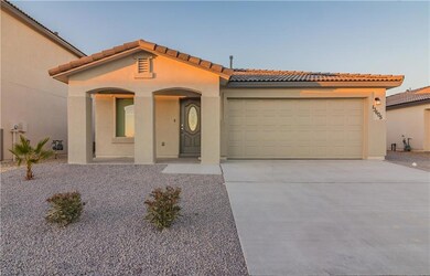 13605 Blackburn Ave, El Paso, TX 79928 - photo 2