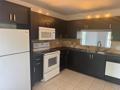 Plymouth at Century Village unit 305B, Pembroke Pines, FL 33027 - photo 3