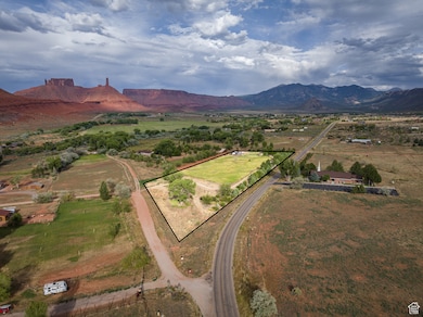 9 E Chamisa Ln, Castle Valley, UT 84532 - photo 2