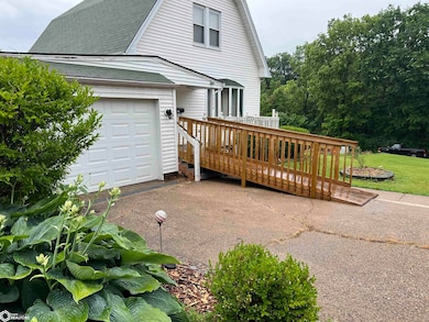 1220 Elm St, Hamilton, IL 62341 - photo 2