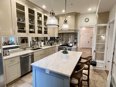 40 Mount Vernon St unit 1, Cambridge, MA 02140 - photo 5