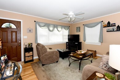 8 Elmwood Place, Leonardo, NJ 07737 - photo 4