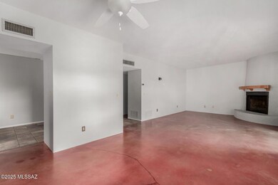 1949 N Swan Rd unit 25, Tucson, AZ 85712 - photo 7
