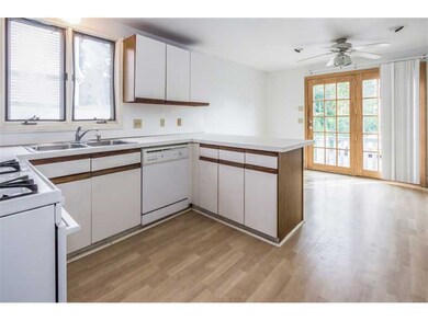 125 5th St, Providence, RI 02906 - photo 5