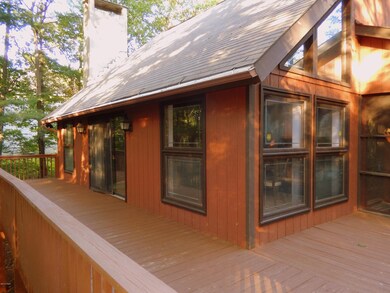 100 Eastwood Cir, Hawley, PA 18428 - photo 2