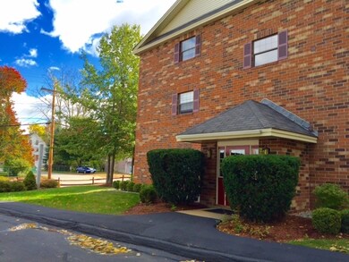 11 S Railroad Ave unit 31, Derry, NH 03038 - photo 5