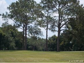 View Looking to 3rd Green