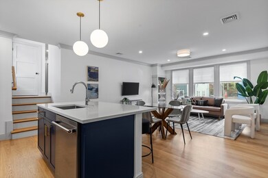 95 W Walnut Park unit 2, Roxbury, MA 02119 - photo 2