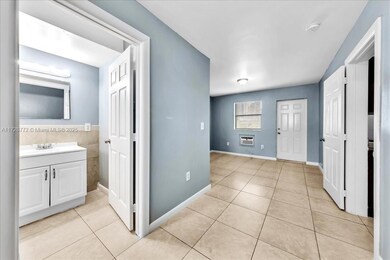 365 NW 8th St unit 211, Miami, FL 33136 - photo 3