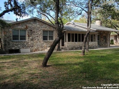 21018 Scenic Loop Rd, Helotes, TX 78023 - photo 4