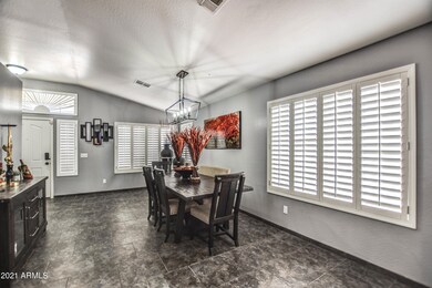 DINING LIVING 1