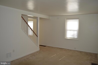 1325 Cypress Ave, Wilmington, DE 19805 - photo 3