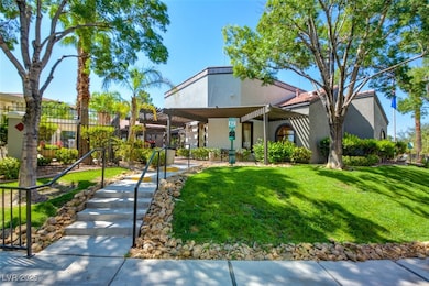 950 Seven Hills Dr unit 222, Henderson, NV 89052 - photo 4