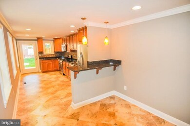 834 W Lombard St, Baltimore, MD 21201 - photo 5