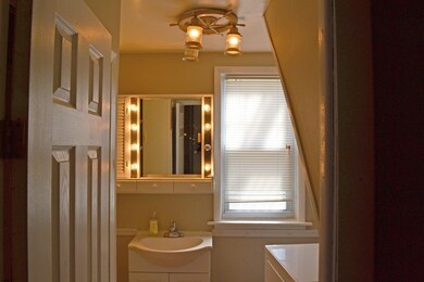 610 Franklin Blvd, Absecon, NJ 08201 - photo 4