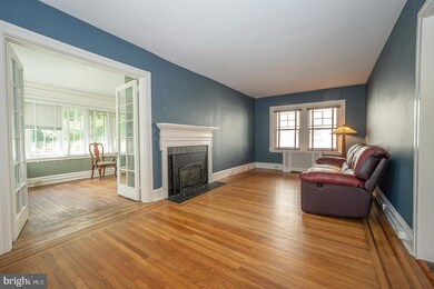 5 W Lodges Ln, Bala Cynwyd, PA 19004 - photo 4
